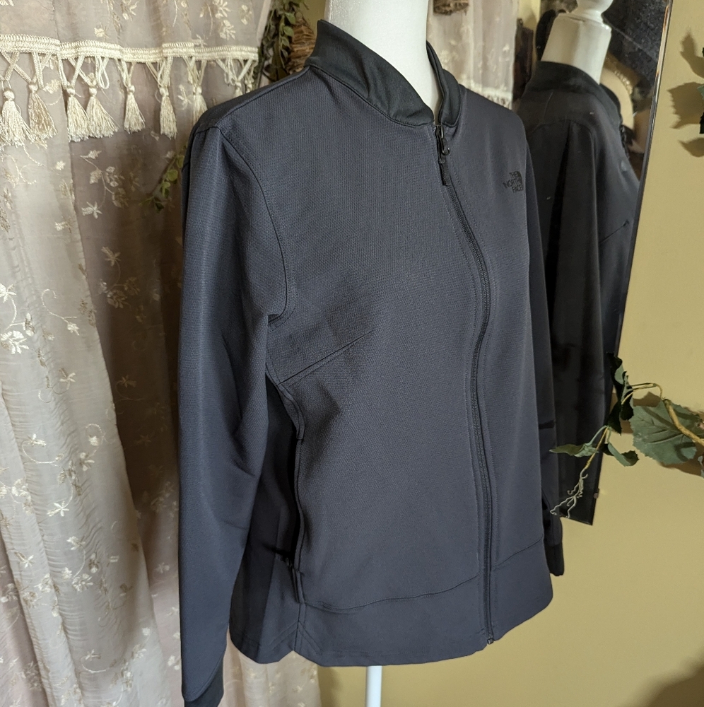 The North Face | Gray Jacket